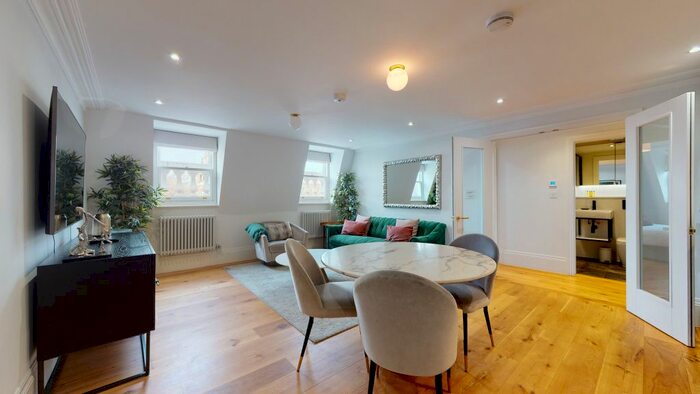 3 Bedroom Flat To Rent In Cromwell Road, London, SW7