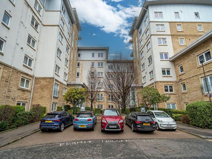 2 Bedroom Flat To Rent In Pilrig Heights, Edinburgh, EH6