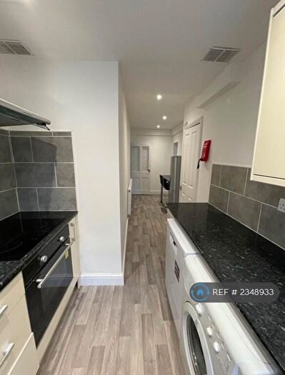 1 Bedroom Flat To Rent In Cotham Grove, Bristol, BS6