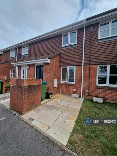 2 Bedroom Terraced House To Rent In Vokes Close, Southampton, SO19