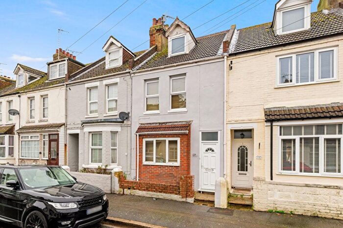 3 Bedroom Terraced House For Sale In Invicta Road, Folkestone, CT19