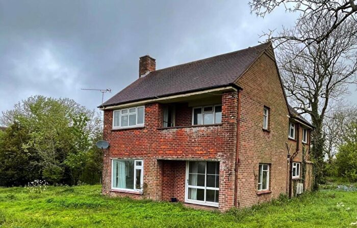 3 Bedroom Detached House For Sale In Long Lane, Newport, Isle Of Wight, PO30