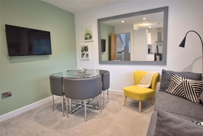 2 Bedroom Maisonette To Rent In Westminster Way, Oxford, Oxfordshire, OX2