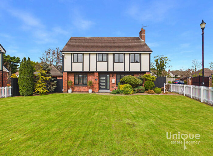 6 Bedroom Detached House For Sale In The Hermitage, Thornton-Cleveleys, FY5