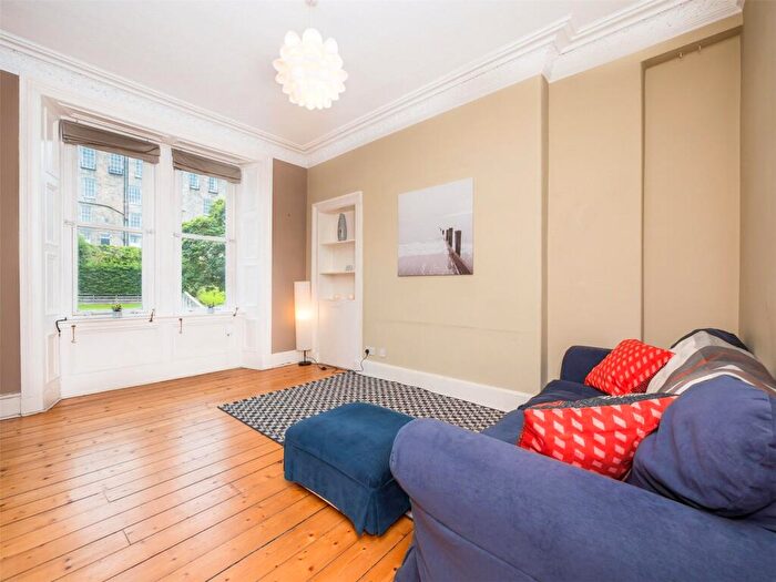 1 Bedroom Flat To Rent In ( Broughton Road, Edinburgh, EH7