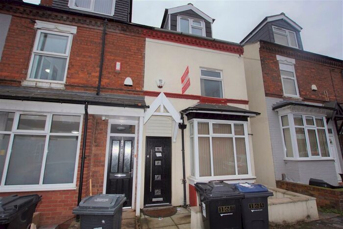 5 Bedroom House To Rent In Heeley Road, Birmingham, B29