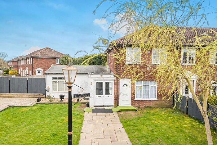 3 Bedroom End Terrace House For Sale In Stanwell Moor, Surrey, TW19