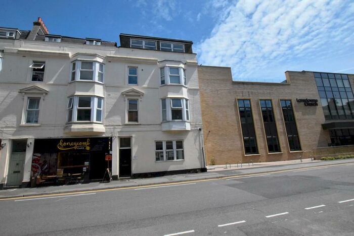 2 Bedroom Flat To Rent In Lansdowne Road, Bournemouth, BH1