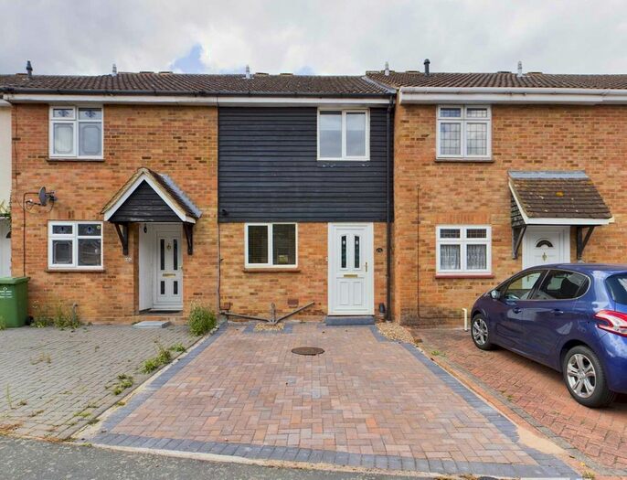 3 Bedroom Terraced House To Rent In Fraser Close, Basildon, SS15