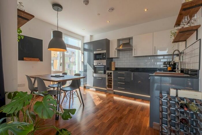 1 Bedroom Flat To Rent In Telcon Way, London, SE10