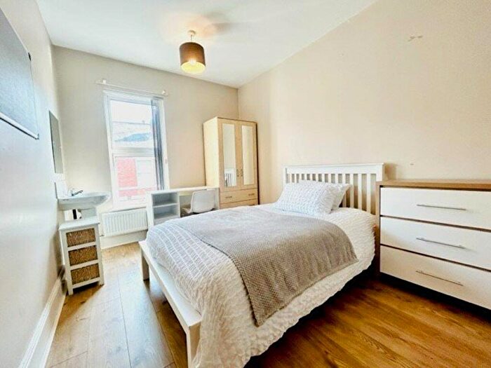 5 Bedroom Property To Rent In Sherwin Street, DE22