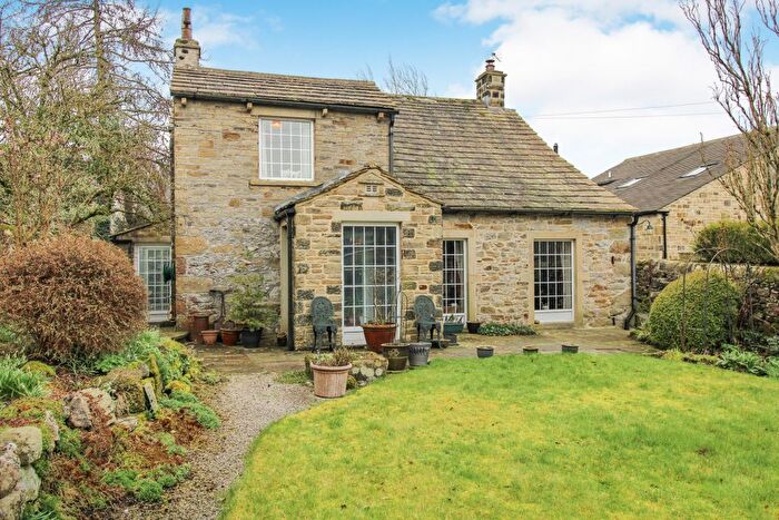 3 Bedroom Detached House For Sale In Cracoe, Skipton, North Yorkshire, BD23
