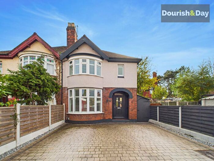 3 Bedroom Semi-Detached House For Sale In Queensville Avenue, Stafford, ST17