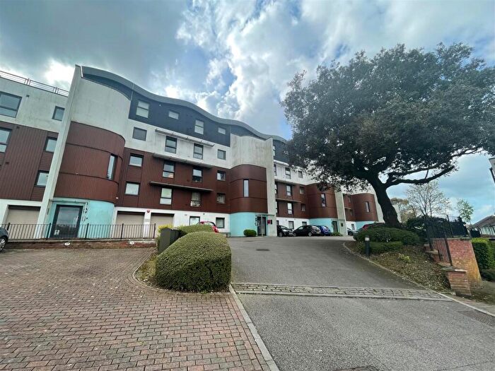 2 Bedroom Flat To Rent In Explorer Court, Plymouth, PL2