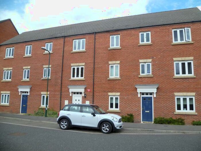 2 Bedroom Apartment To Rent In Landfall Drive, Hebburn, Tyne And Wear, NE31