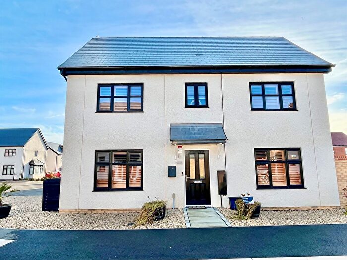 3 Bedroom Detached House For Sale In Peacock Drive, Sawtry, Huntingdon, PE28