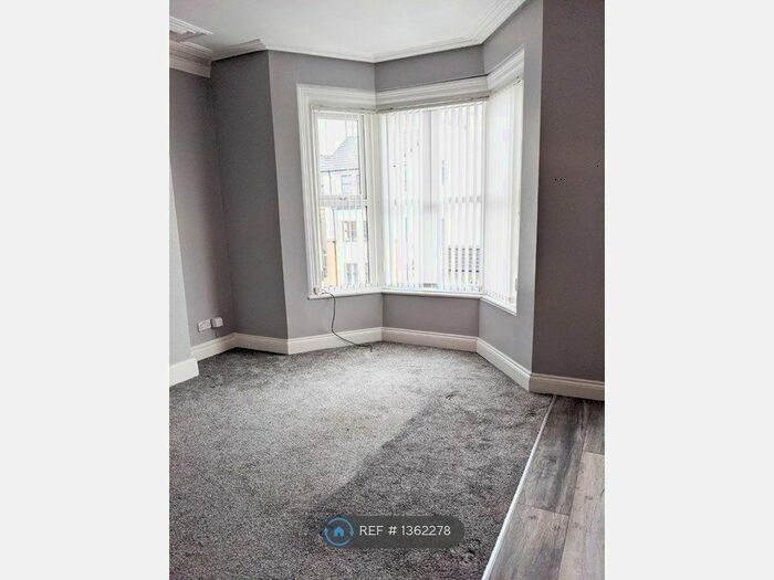 1 Bedroom Flat To Rent In Grove Street, Morecambe, LA4