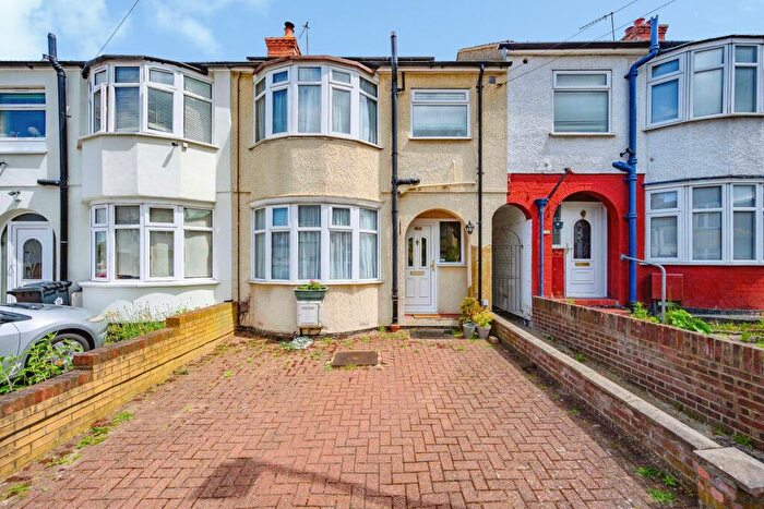 3 Bedroom Terraced House For Sale In Allenby Avenue, Dunstable, LU5