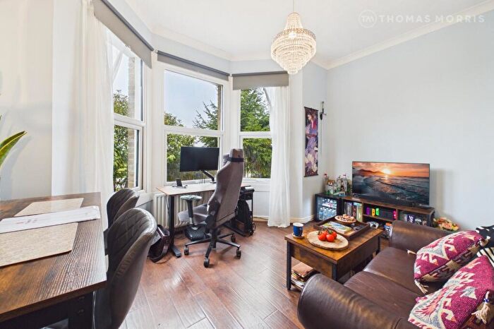 1 Bedroom Apartment For Sale In Ware Road, St. Neots, Cambridgeshire, PE19