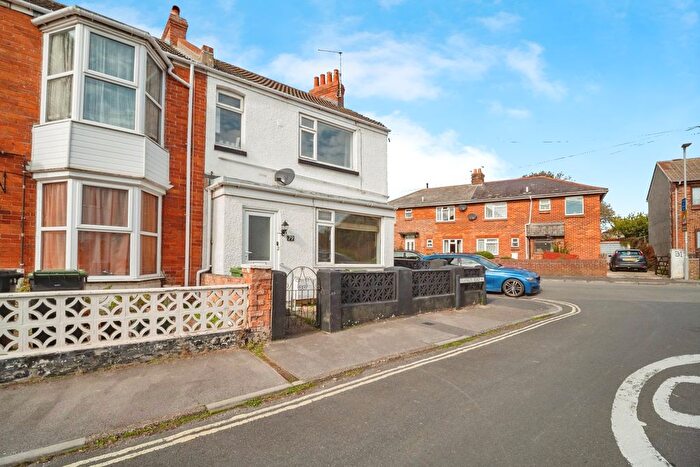 1 Bedroom Flat For Sale In Franklin Road, Weymouth, Dorset, DT4