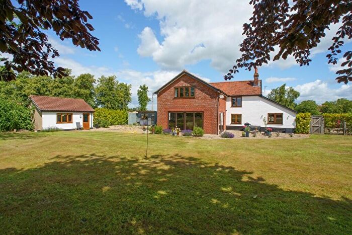 5 Bedroom Detached House For Sale In Morley St. Peter, Wymondham, NR18