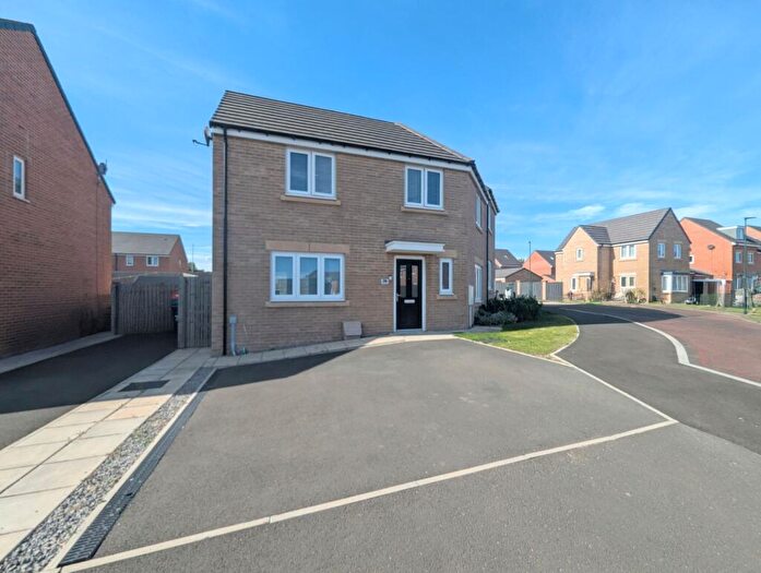 3 Bedroom Semi-Detached House For Sale In Rother Close, Hebburn, NE31