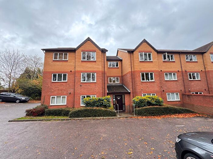 1 Bedroom Apartment To Rent In Simpson Close, Luton, LU4