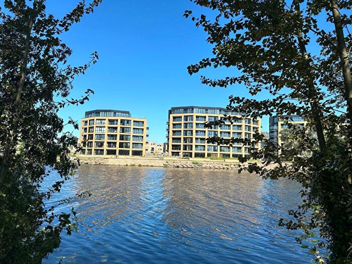 2 Bedroom Flat To Rent In Yacht Club Place, Nottingham, NG2