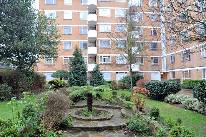 2 Bedroom Flat To Rent In Christchurch Road, Streatham, SW2