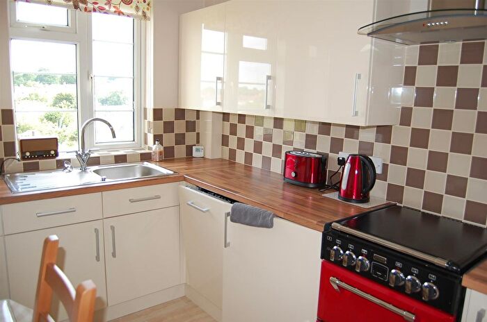 Studio To Rent In Merton Mansions, Bushey Road, Raynes Park, SW20