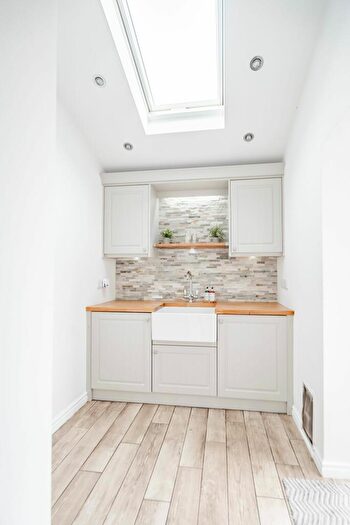 4 Bedroom Detached House For Sale In Coast Road, Walcott, NR12