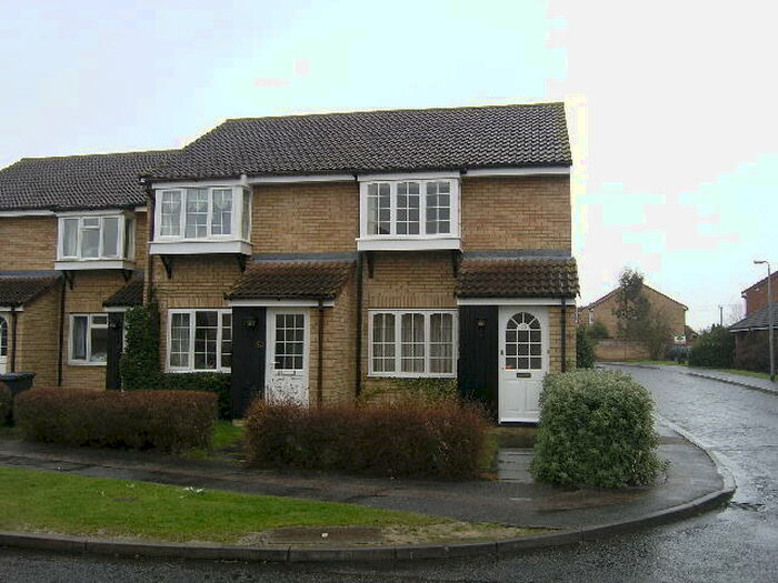 2 Bedroom House To Rent In Tamarin Gardens, Cherry Hinton, CB1