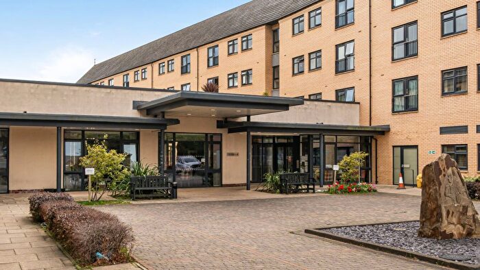 2 Bedroom Flat For Sale In Smithybrook View, Clay Cross, Chesterfield, S45