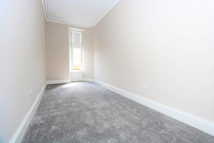 2 Bedroom Flat To Rent In Hyndland Road, Glasgow, G12