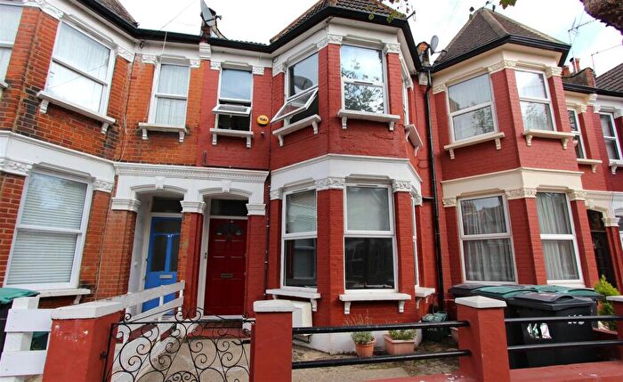 2 Bedroom Flat To Rent In Langham Road, Harringay, N15
