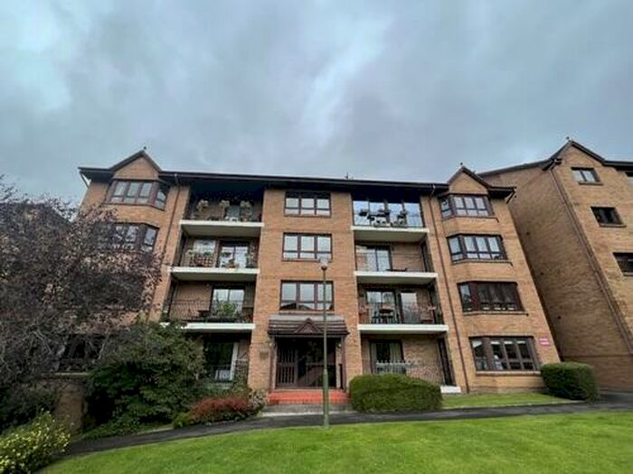 3 Bedroom Flat To Rent In Craigend Park, Edinburgh, EH16