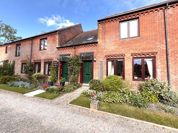 2 Bedroom Cottage For Sale In Bearwater, Hungerford, RG17