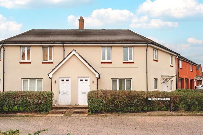 2 Bedroom Apartment To Rent In Emerson Square - Horfield, BS7