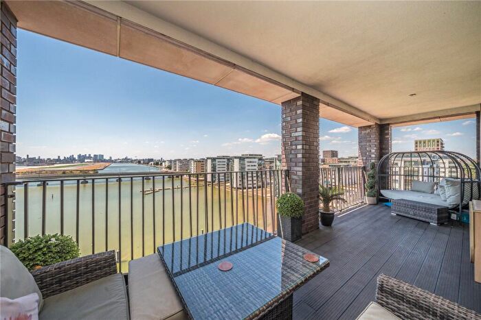 2 Bedroom Apartment To Rent In Aird Point, Lock Side Way, Royal Albert Wharf, Galleons Point, E16