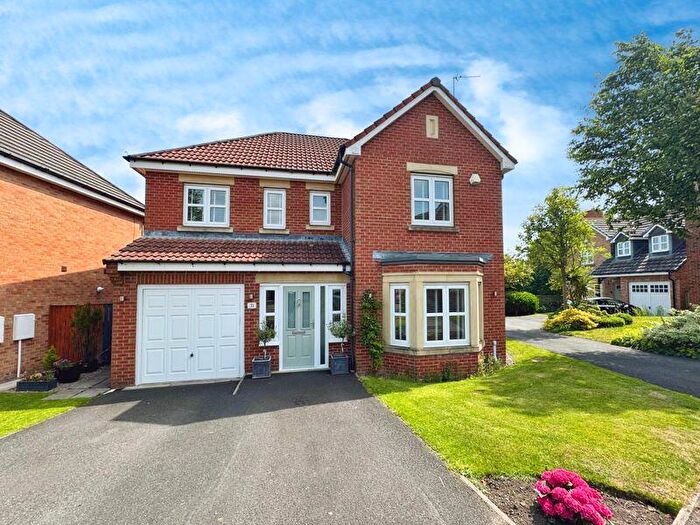 4 Bedroom Detached House For Sale In Younghall Close, Ryton, NE40