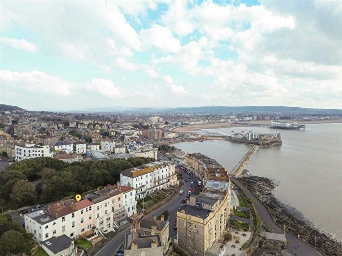 2 Bedroom Flat For Sale In Upper Kewstoke Road, Weston-Super-Mare, BS23