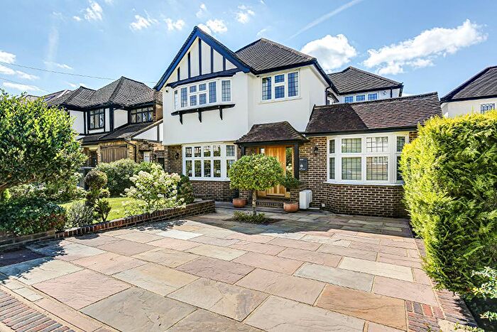 4 Bedroom Detached House For Sale In North Down, Sanderstead, CR2