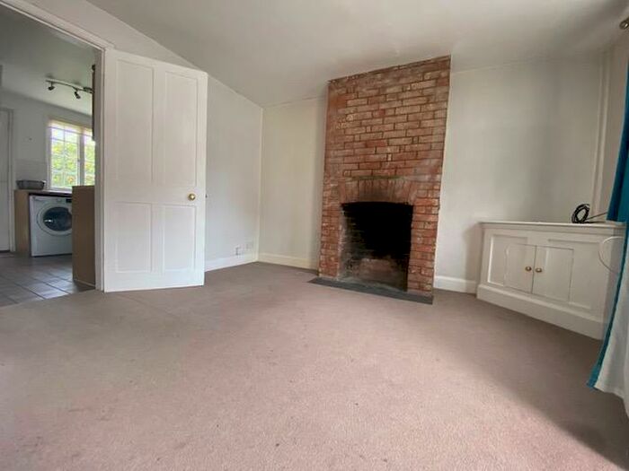 2 Bedroom House To Rent In Gold Street, Saffron Walden, CB10