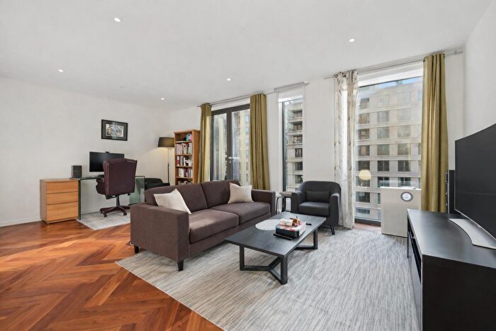 2 Bedroom Apartment For Sale In Ambassador Building, Embassy Gardens, SW11