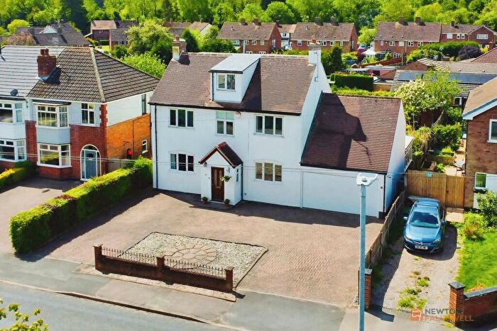 5 Bedroom Detached House For Sale In Station Road, Kirby Muxloe, LE9