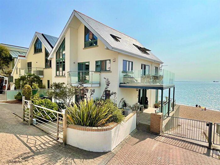 4 Bedroom Property For Sale In Bowleaze Coveway, Weymouth, DT3