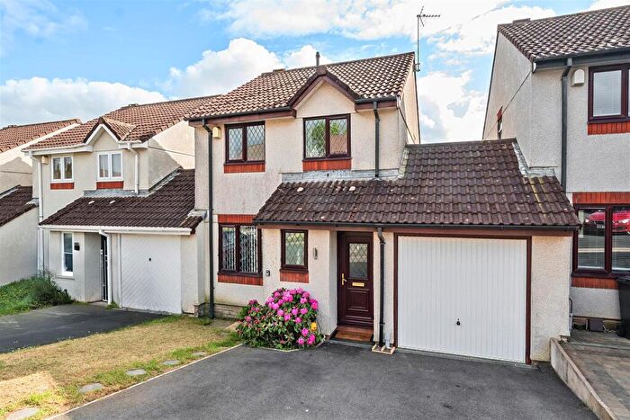 3 Bedroom Link Detached House For Sale In Mallet Road, Ivybridge, PL21