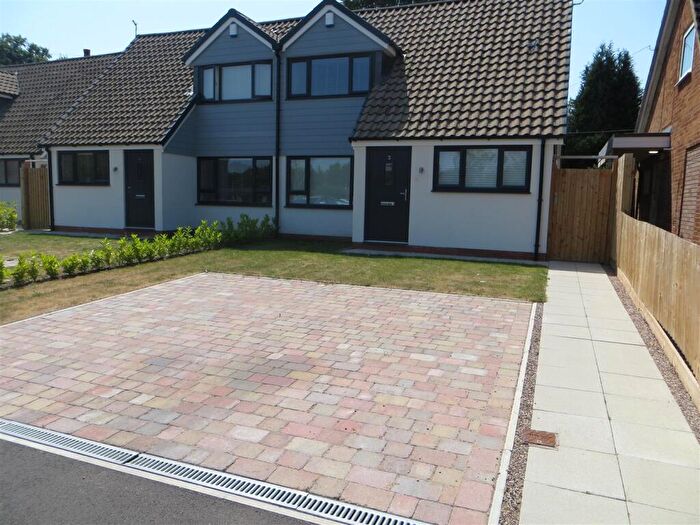 2 Bedroom Semi-Detached House To Rent In Downing Close, Knowle, Solihull, B93