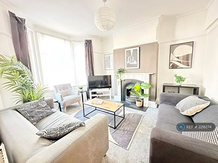 6 Bedroom Terraced House To Rent In Park Road, Exeter, EX1