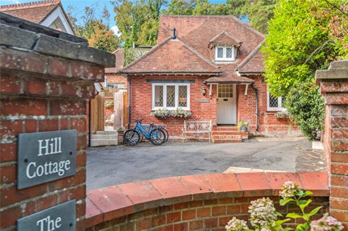 2 Bedroom House For Sale In Henley Road, Marlow, SL7